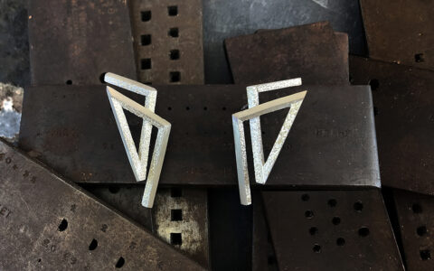 Boucles d'oreilles Ziggy argent bijoutier joaillier Atelier Fanny Cauuet